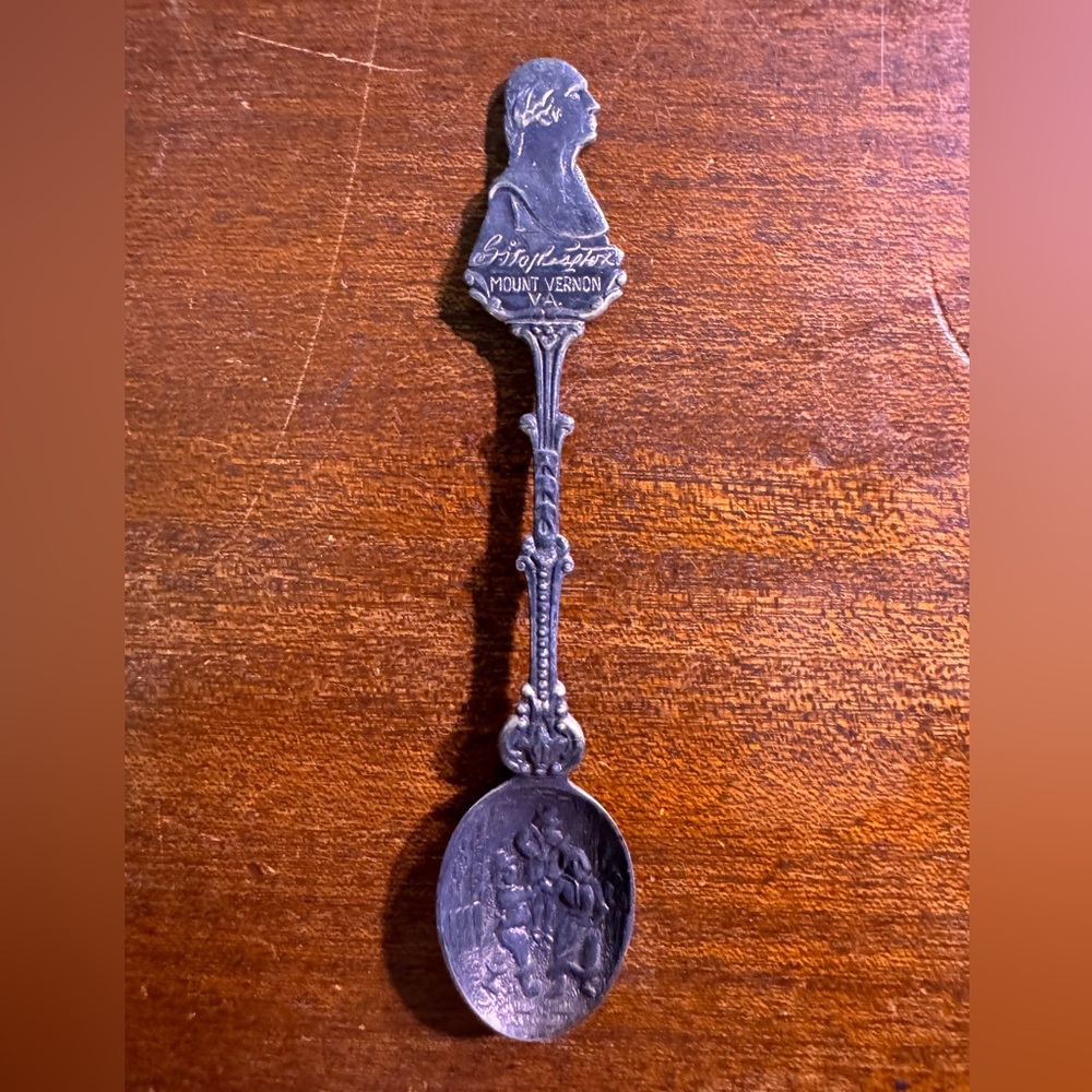 Mount Vernon, Virginia blackened collectible spoon